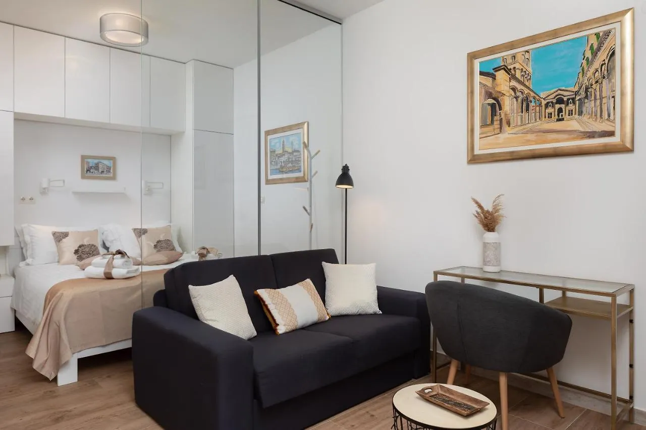 Jojo Studio Apartment - Feel The City'S Heartbeat سبليت