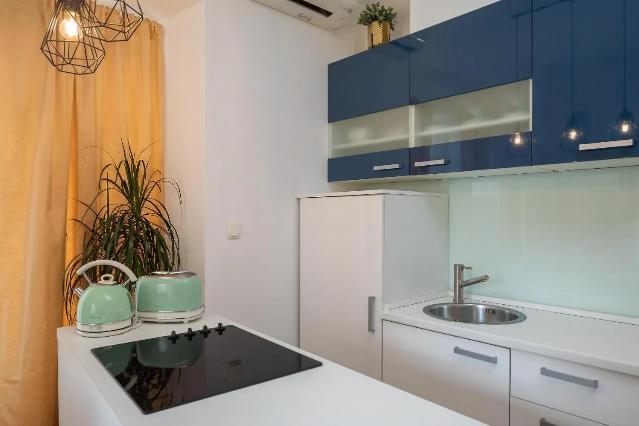 Jojo Studio Apartment - Feel The City'S Heartbeat سبليت 0*,