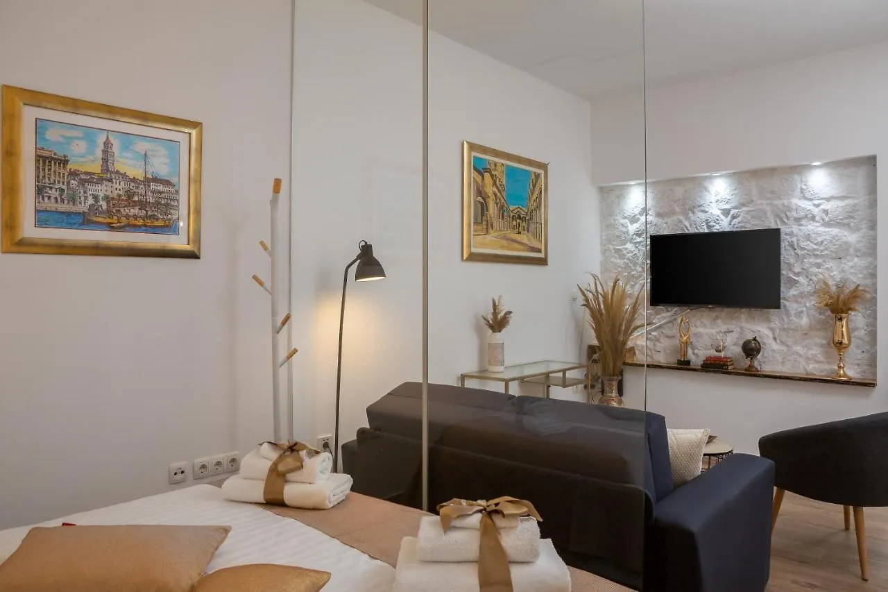 Jojo Studio Apartment - Feel The City'S Heartbeat سبليت كرواتيا