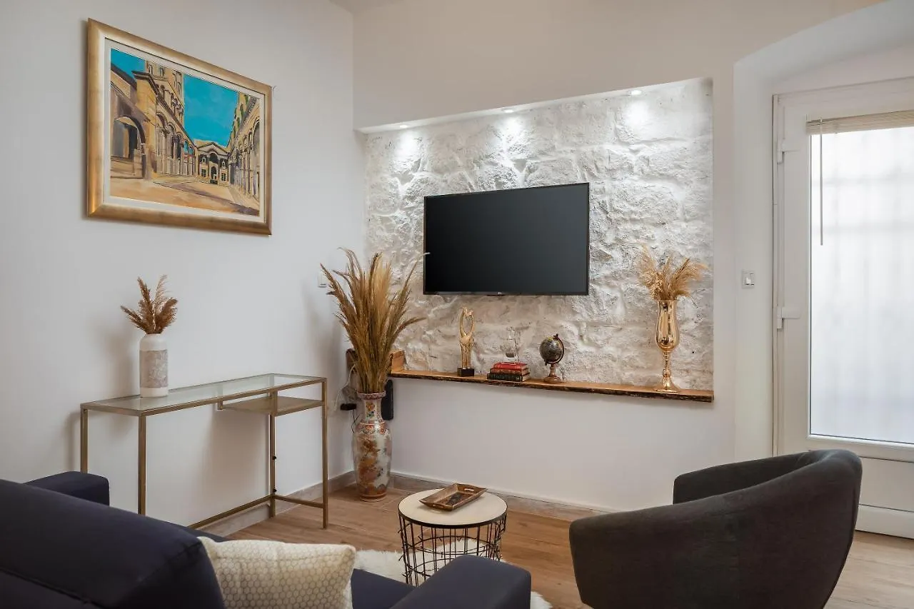 Jojo Studio Apartment - Feel The City'S Heartbeat سبليت
